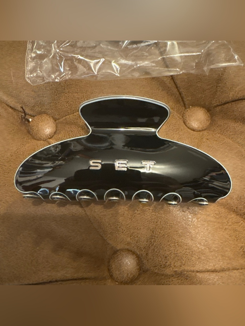 New! SET Active claw clip